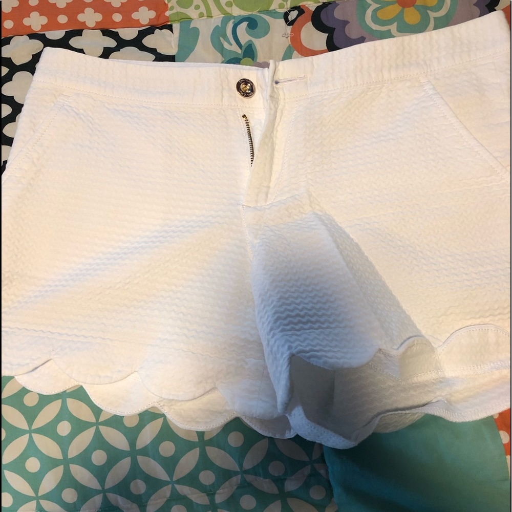 Lilly Pulitzer white shorts